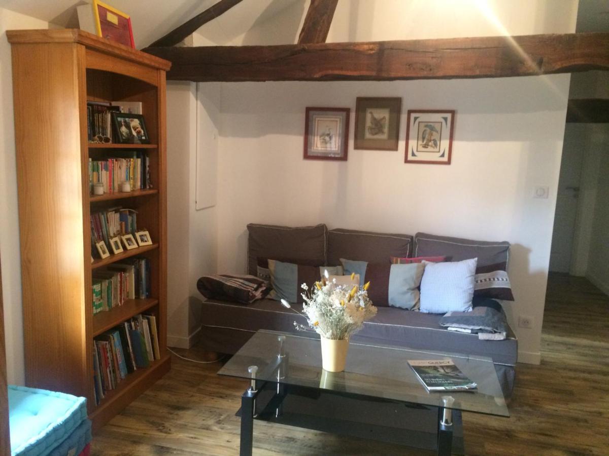 Chambre Dans Prieure De Caractere XVIII Siecle Planioles ภายนอก รูปภาพ